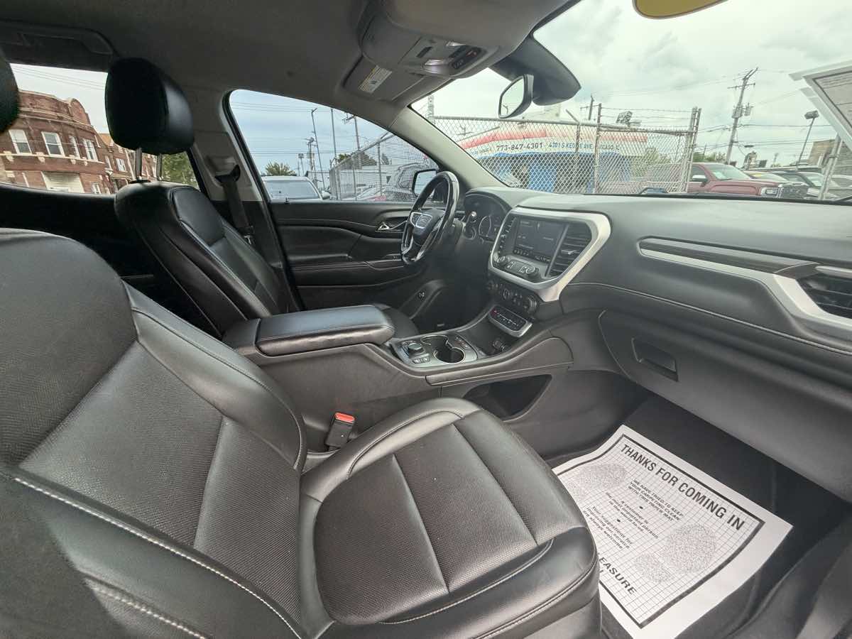 2021 GMC Acadia SLT - Photo 26