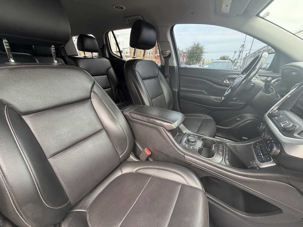 2021 GMC Acadia SLT - Photo 27