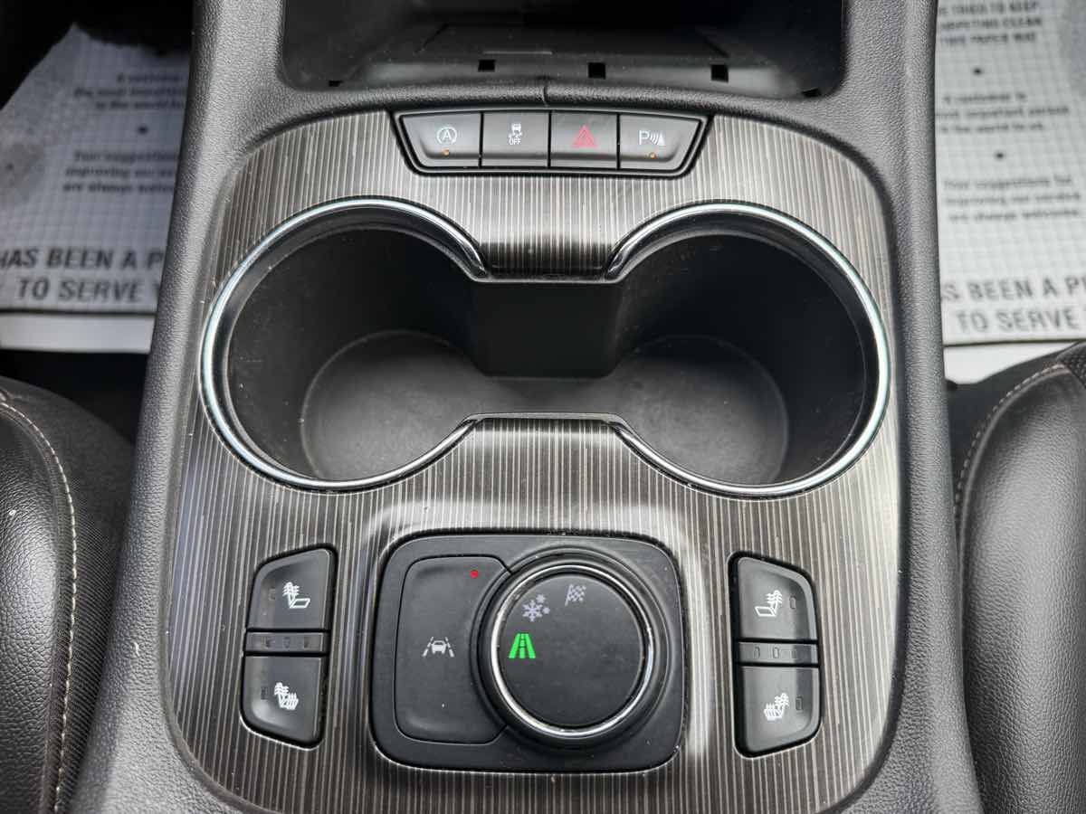 2021 GMC Acadia SLT - Photo 40