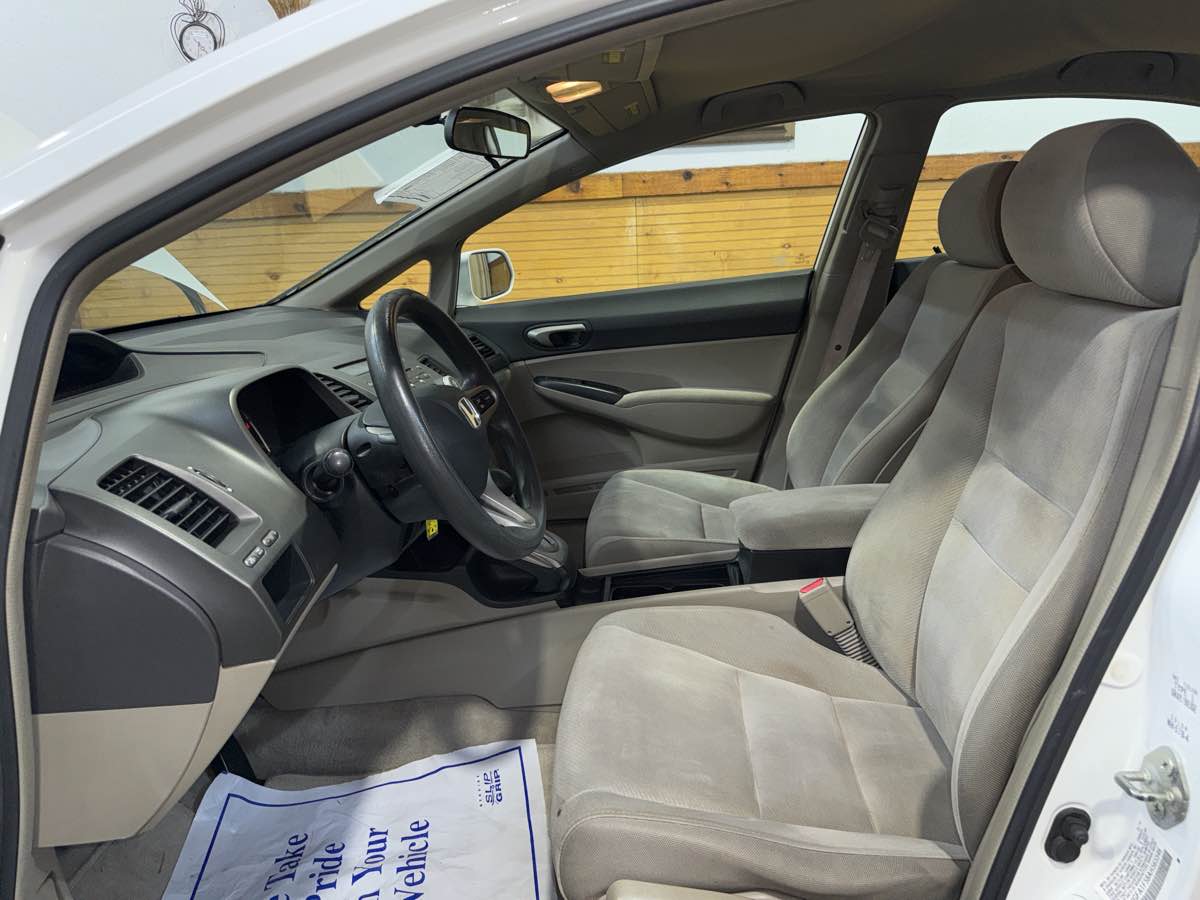 2010 Honda Civic LX photo 15