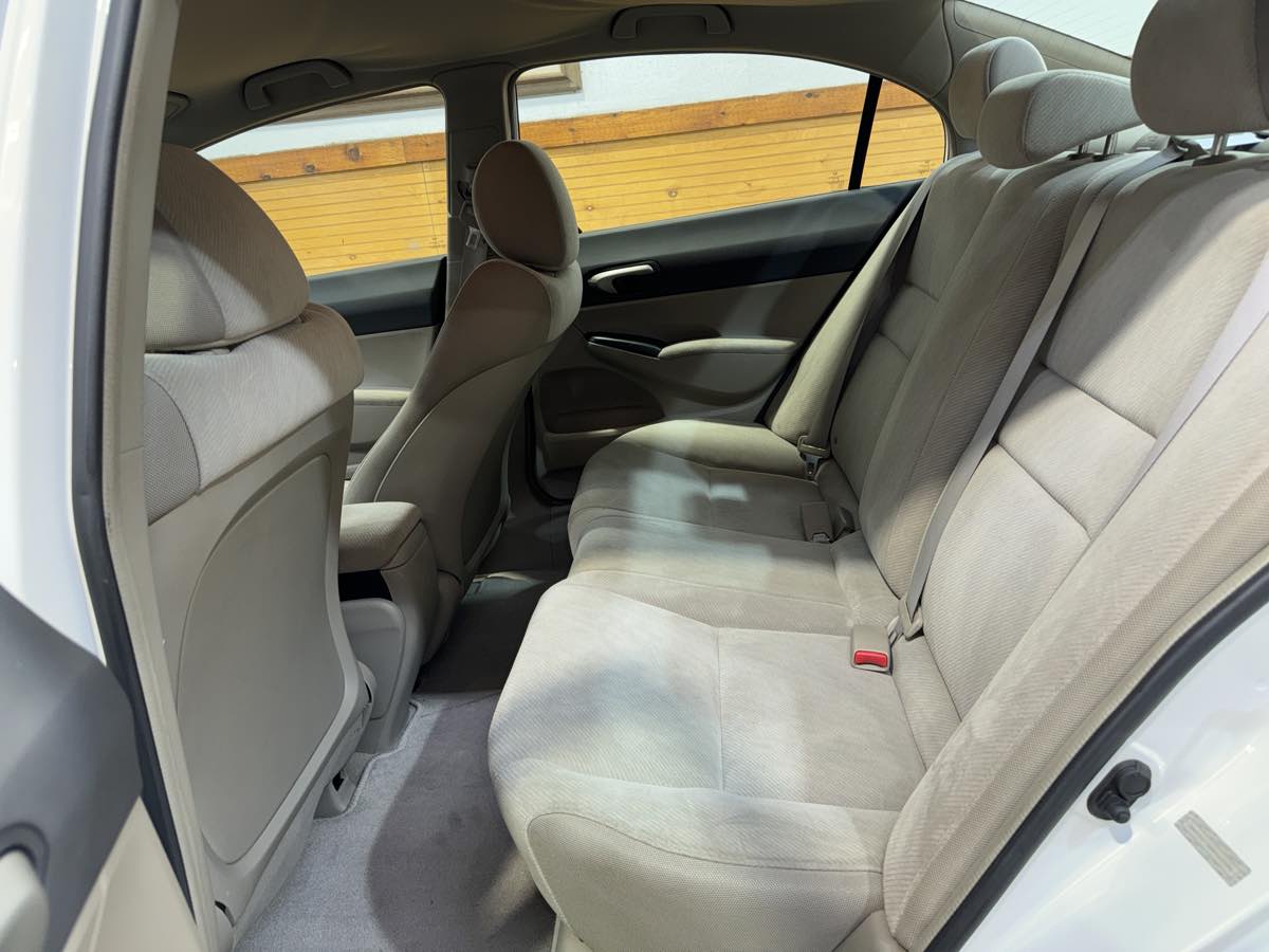 2010 Honda Civic LX photo 19