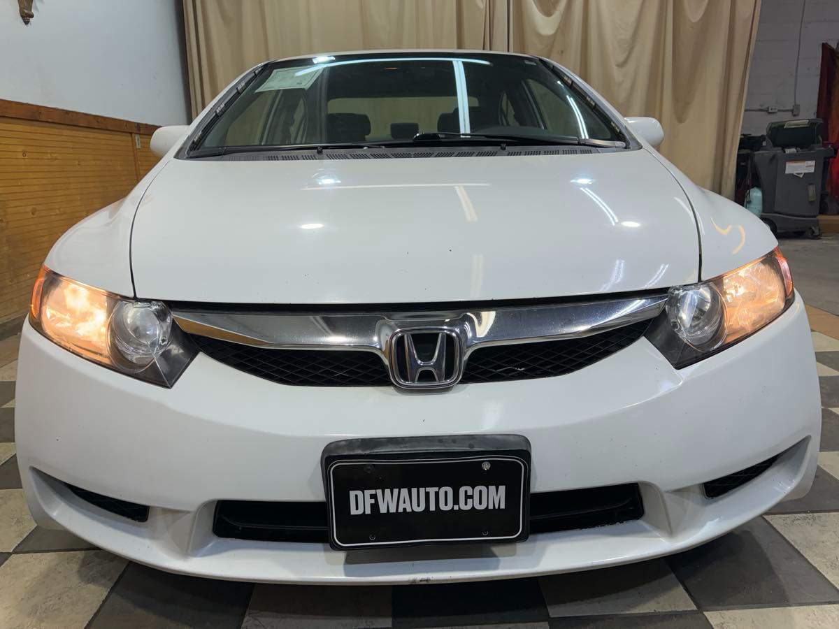 2010 Honda Civic LX photo 3