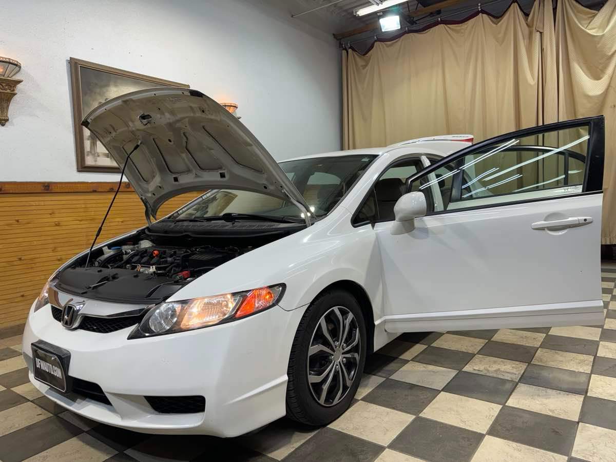 2010 Honda Civic LX photo 10