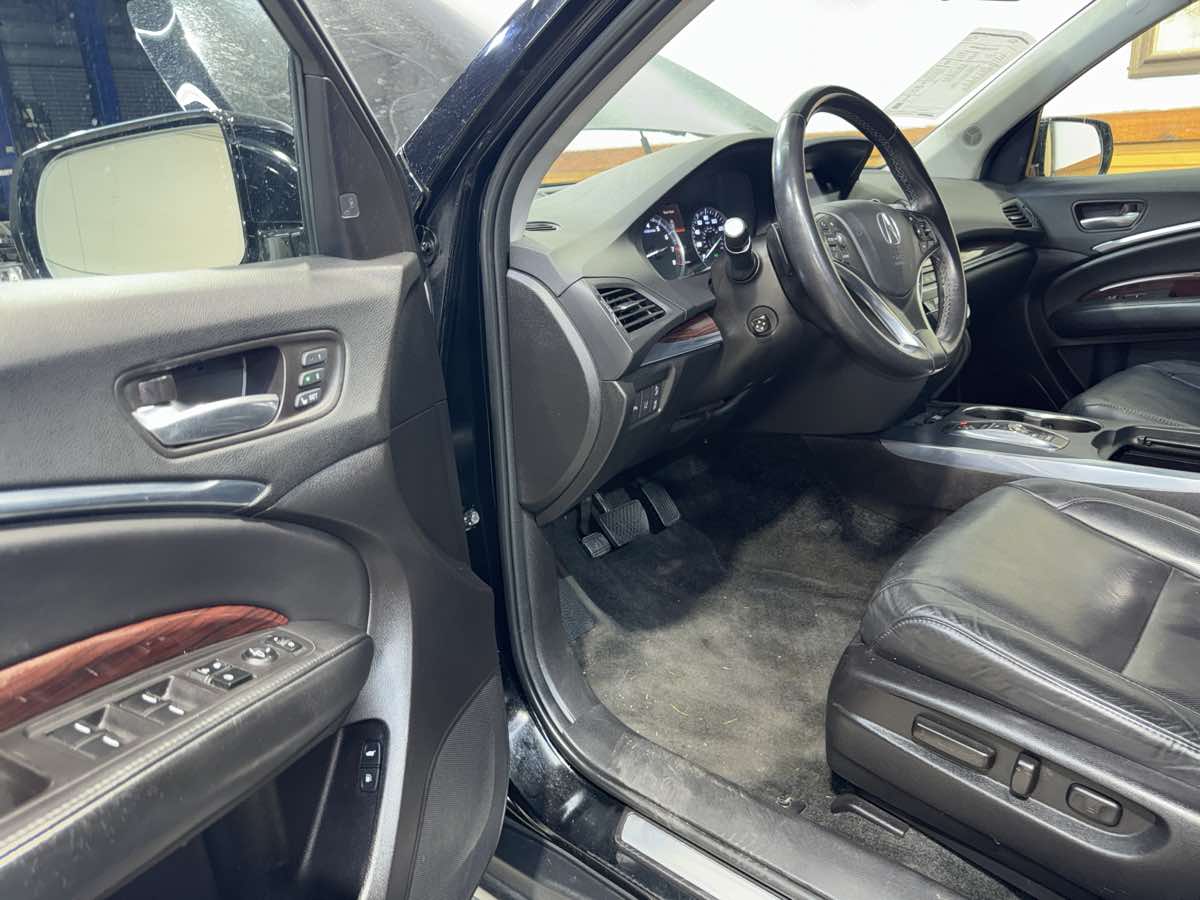 2016 Acura MDX Advance photo 13