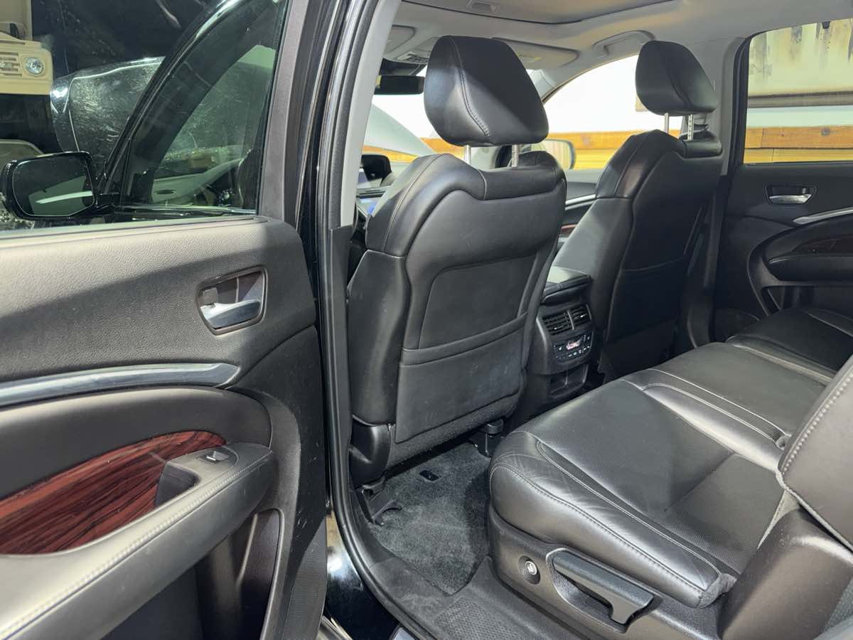 2016 Acura MDX Advance photo 20