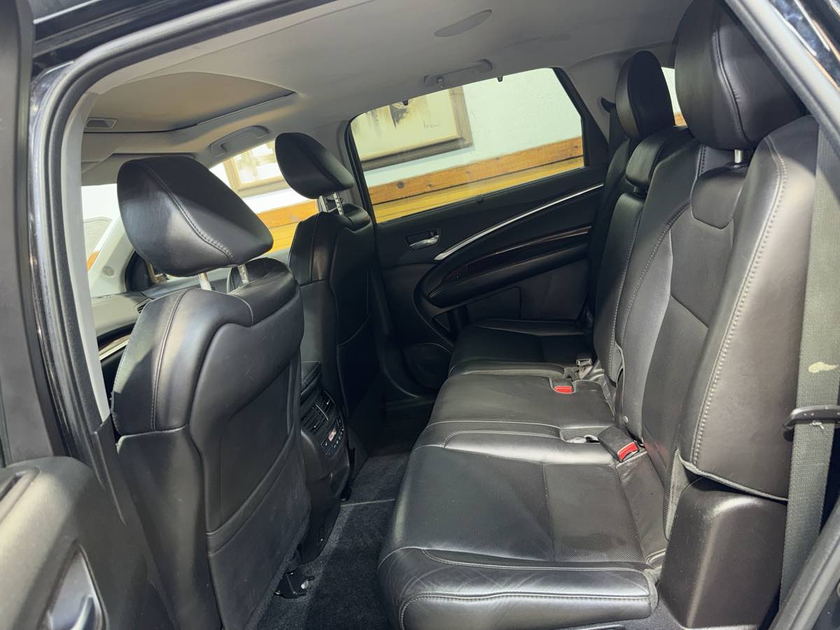 2016 Acura MDX Advance photo 21
