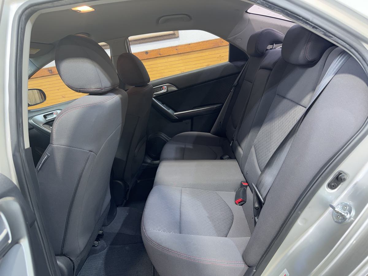 2011 Kia Forte SX photo 22