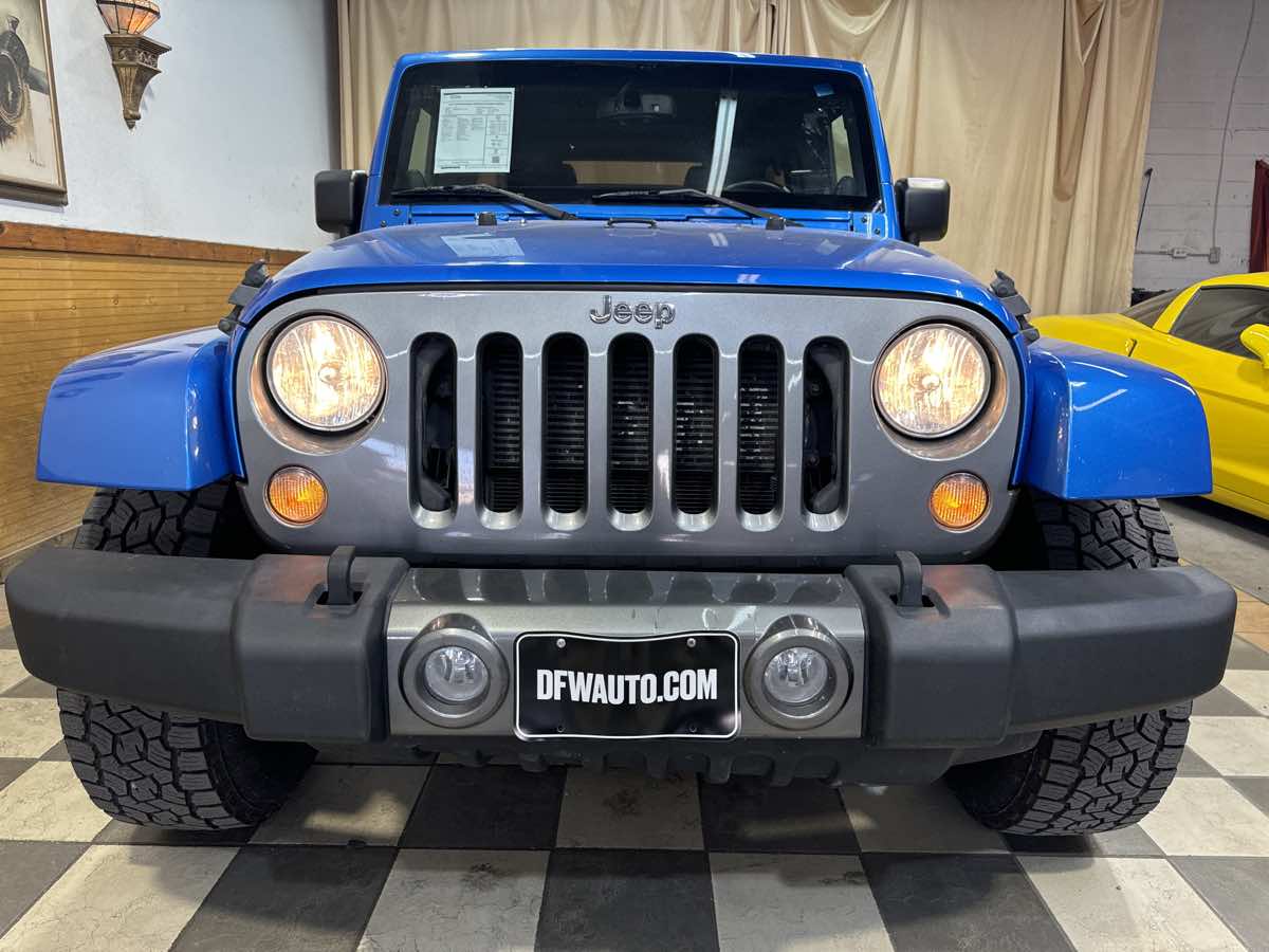 2014 Jeep Wrangler Unlimited Freedom photo 3