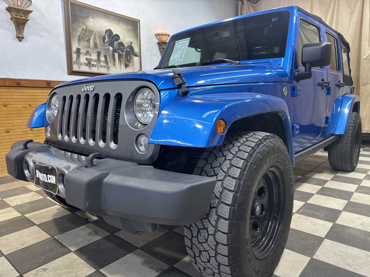 2014 Jeep Wrangler Unlimited Freedom photo 5