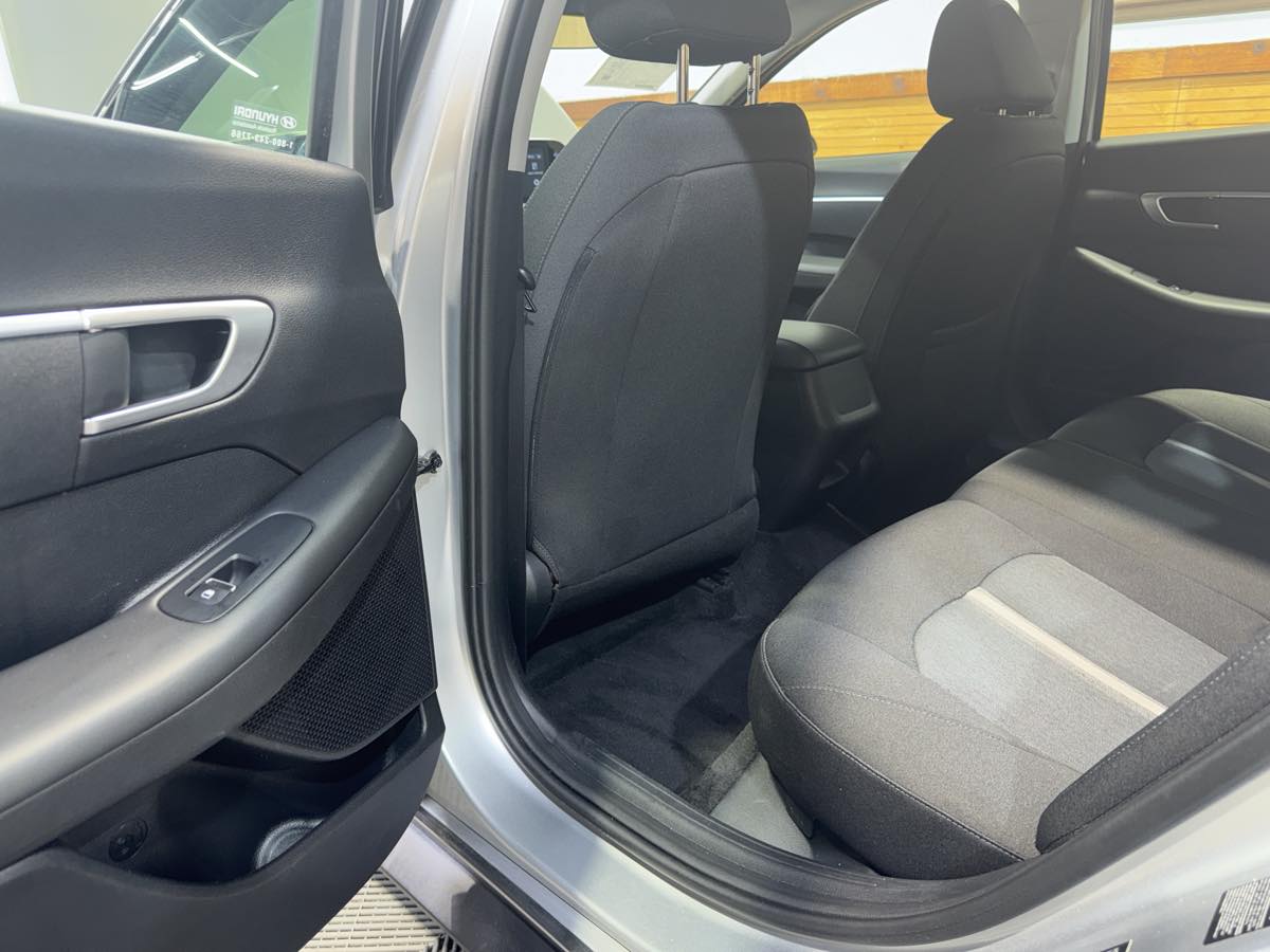 2021 Hyundai Sonata SE - Photo 22
