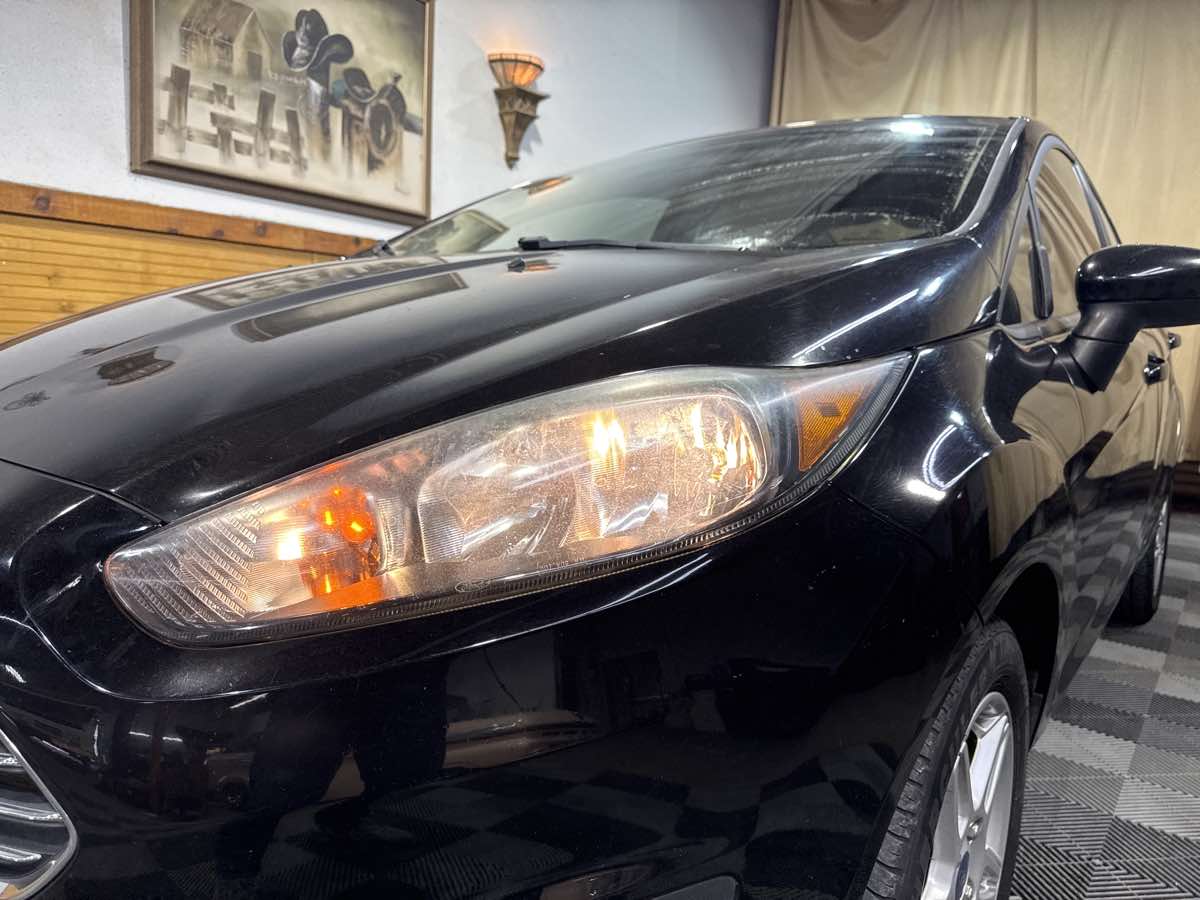 2019 Ford Fiesta SE - Photo 8