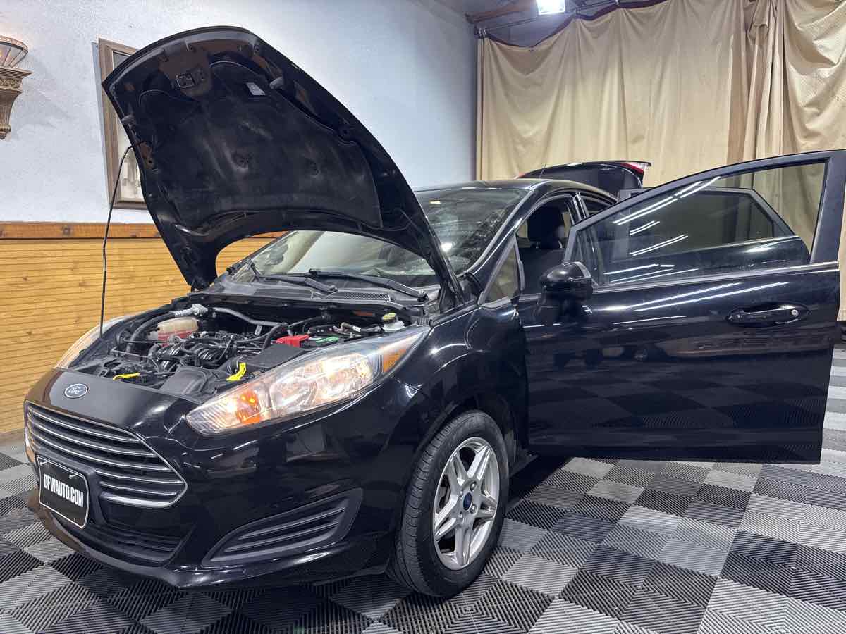 2019 Ford Fiesta SE - Photo 11