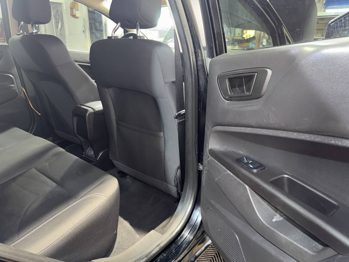 2019 Ford Fiesta SE - Photo 23