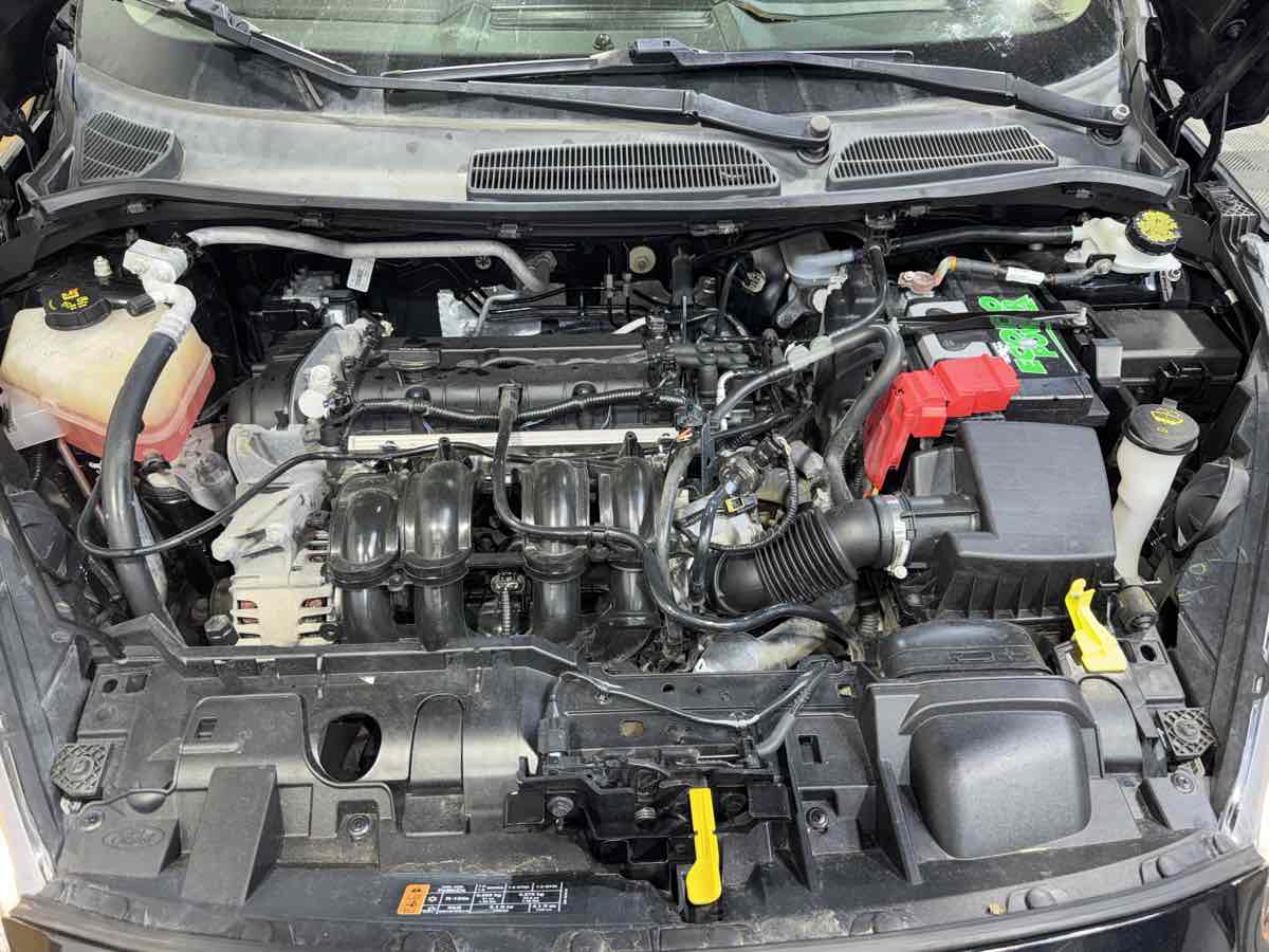 2019 Ford Fiesta SE - Photo 28