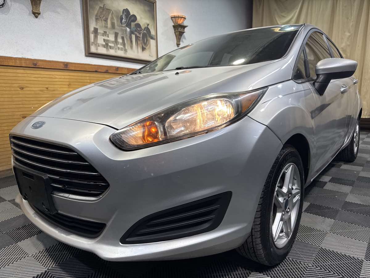2019 Ford Fiesta SE photo 5