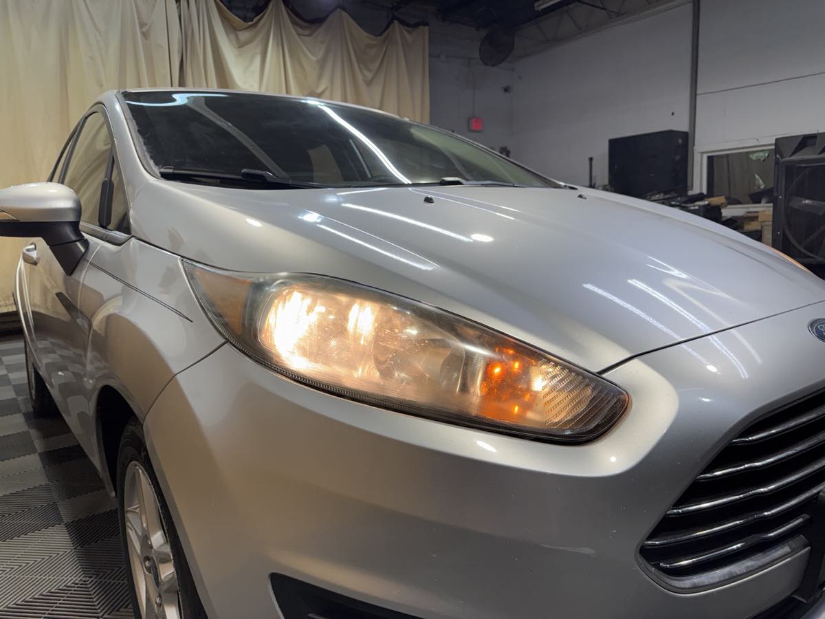 2019 Ford Fiesta SE photo 7