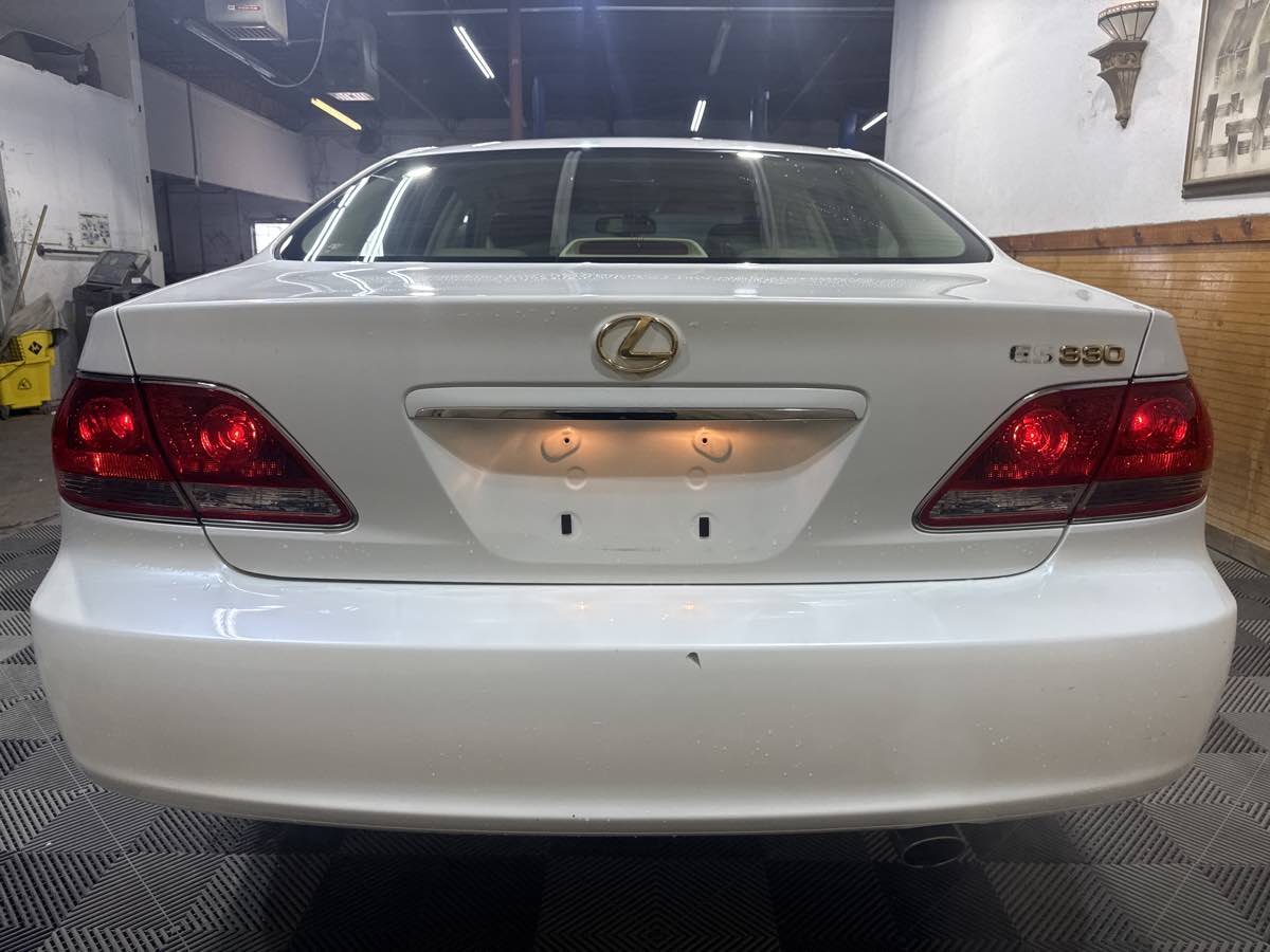 2005 Lexus ES 330 photo 4