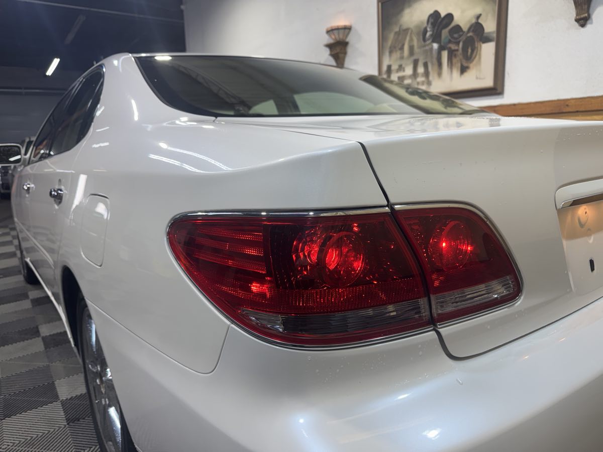 2005 Lexus ES 330 photo 8