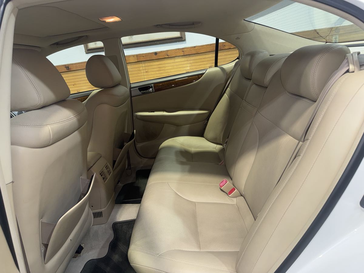 2005 Lexus ES 330 photo 22