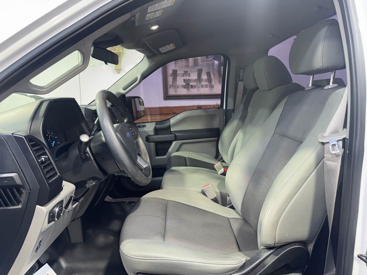 2020 Ford F-150 XL photo 16