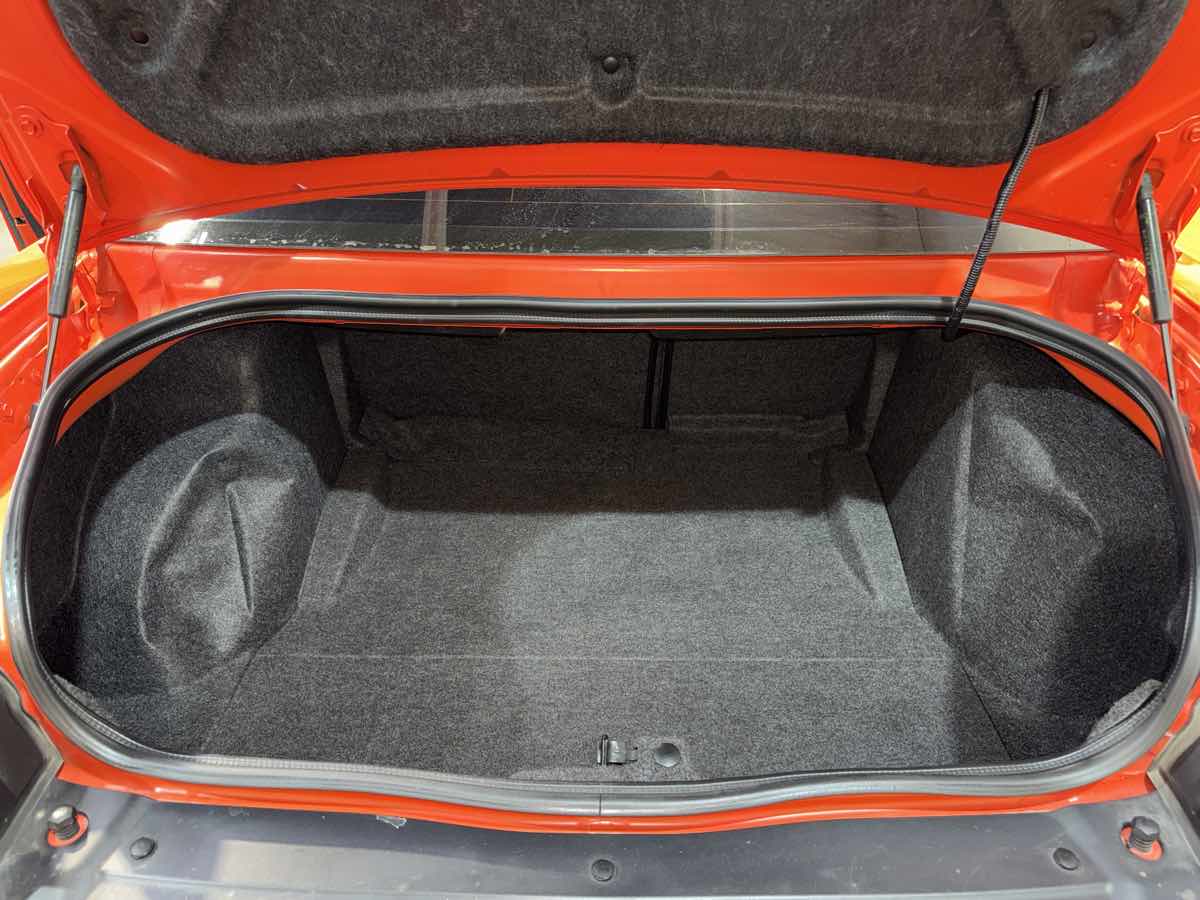 2022 Dodge Challenger SXT photo 14
