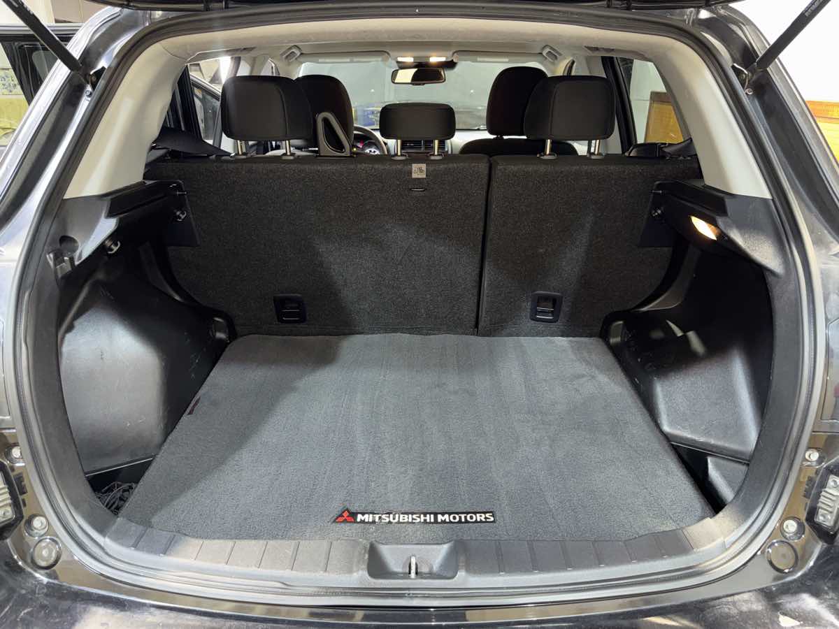 2022 Mitsubishi Outlander Sport ES photo 13