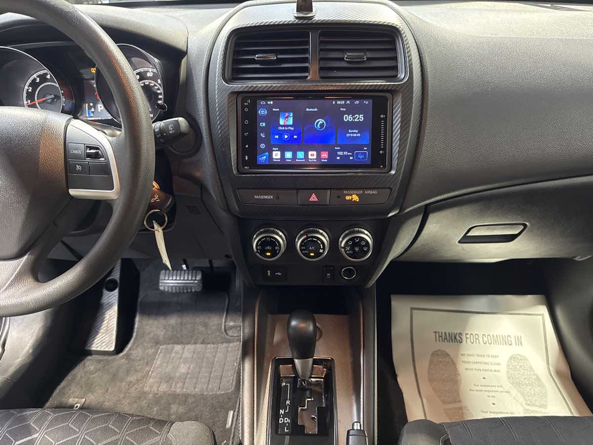 2022 Mitsubishi Outlander Sport ES photo 17