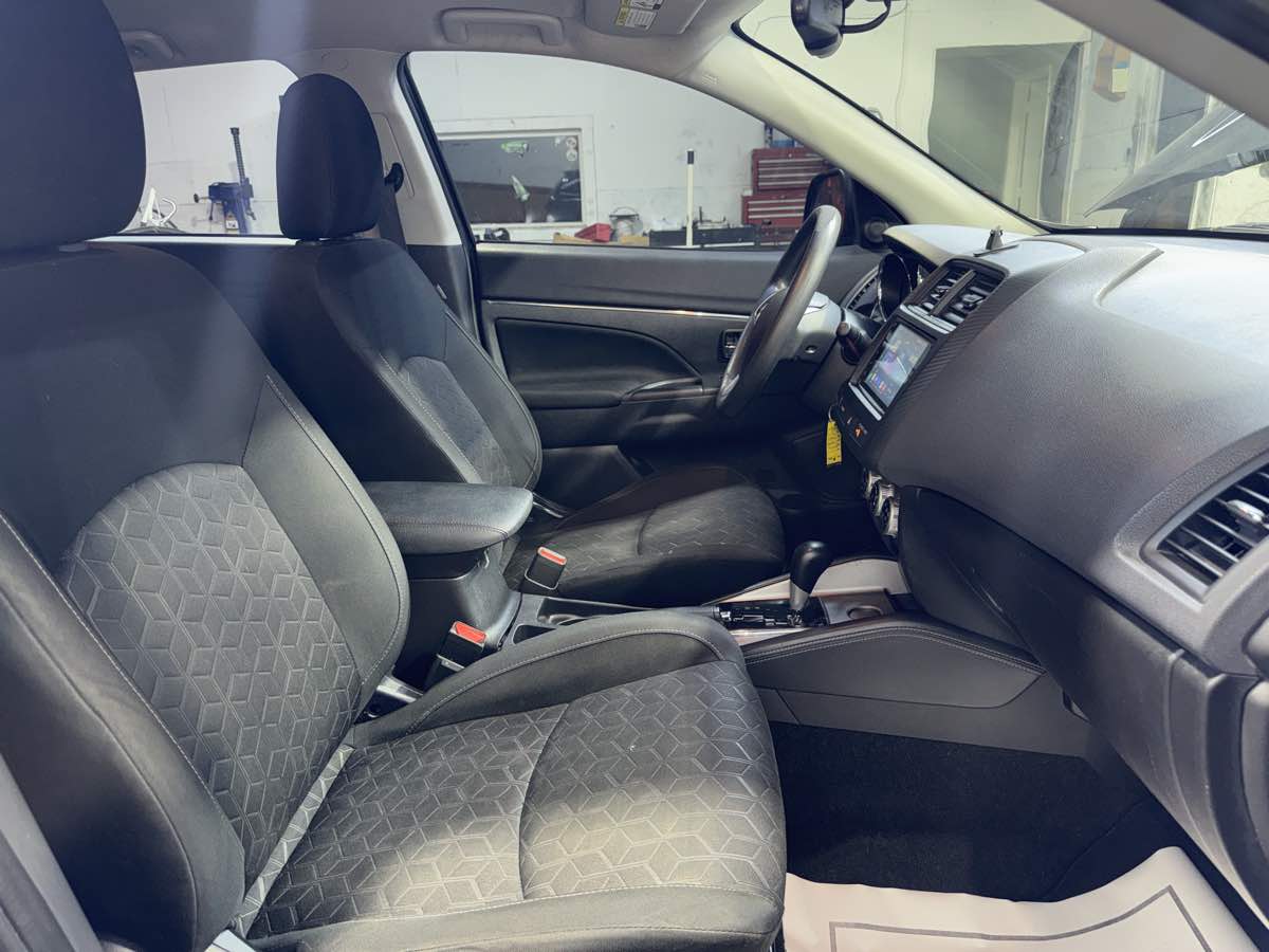 2022 Mitsubishi Outlander Sport ES photo 24