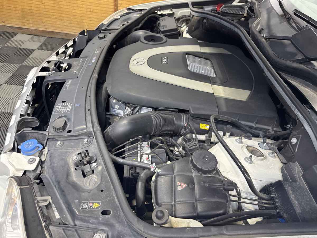 2010 Mercedes Benz ML 550 4MATIC photo 26