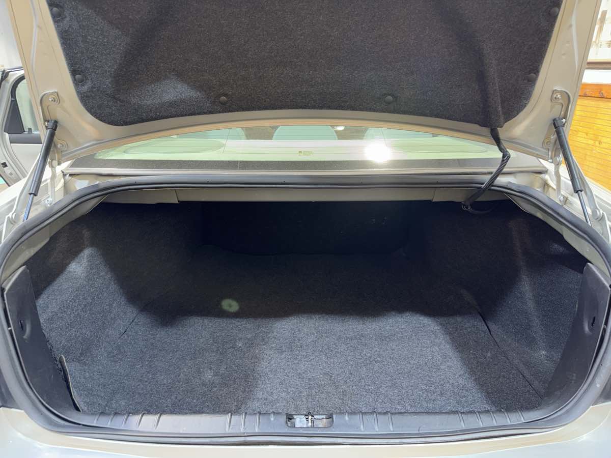 2007 Chevrolet Impala LS photo 11