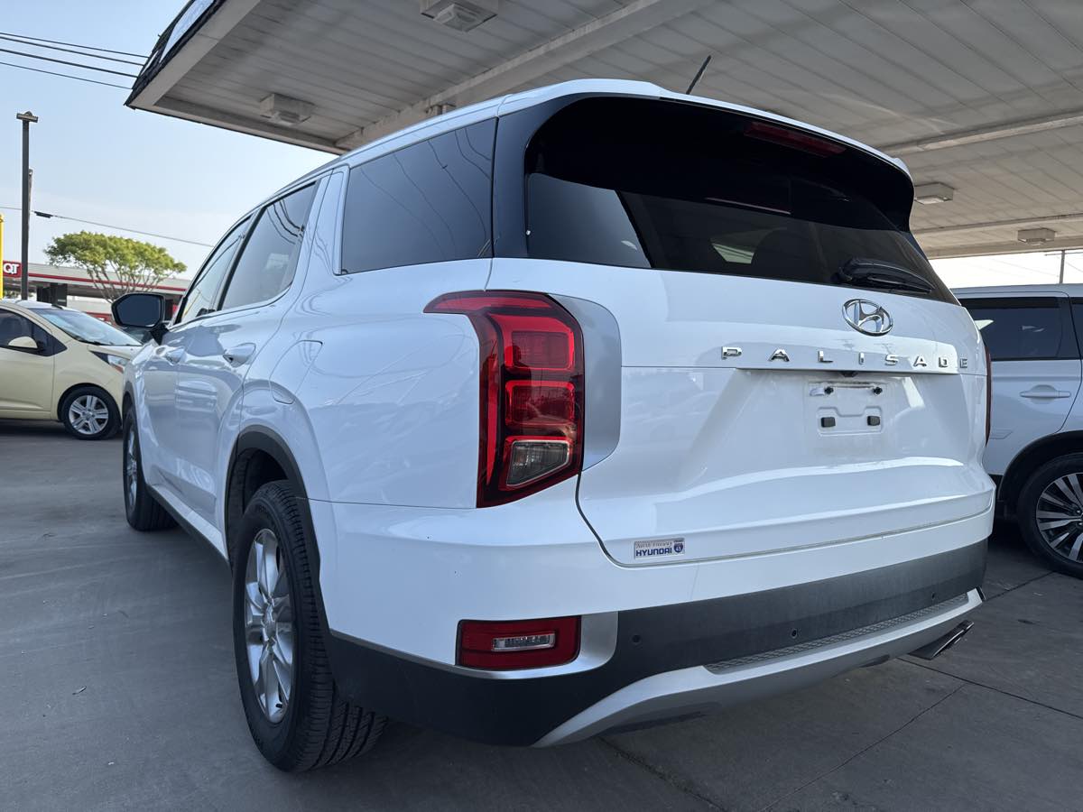 2021 Hyundai Palisade SE photo 2