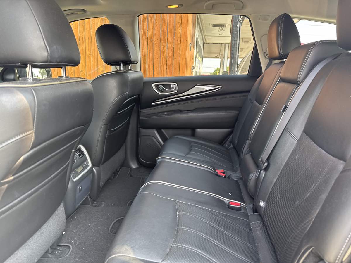 2016 Infiniti QX60 photo 6