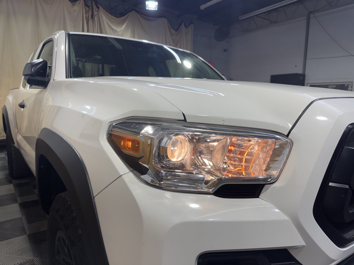2020 Toyota Tacoma SR photo 7