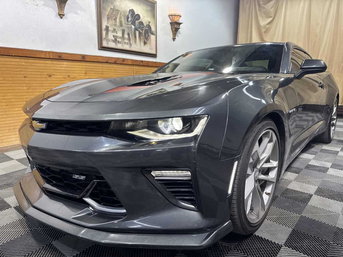 2017 Chevrolet Camaro 2SS photo 5