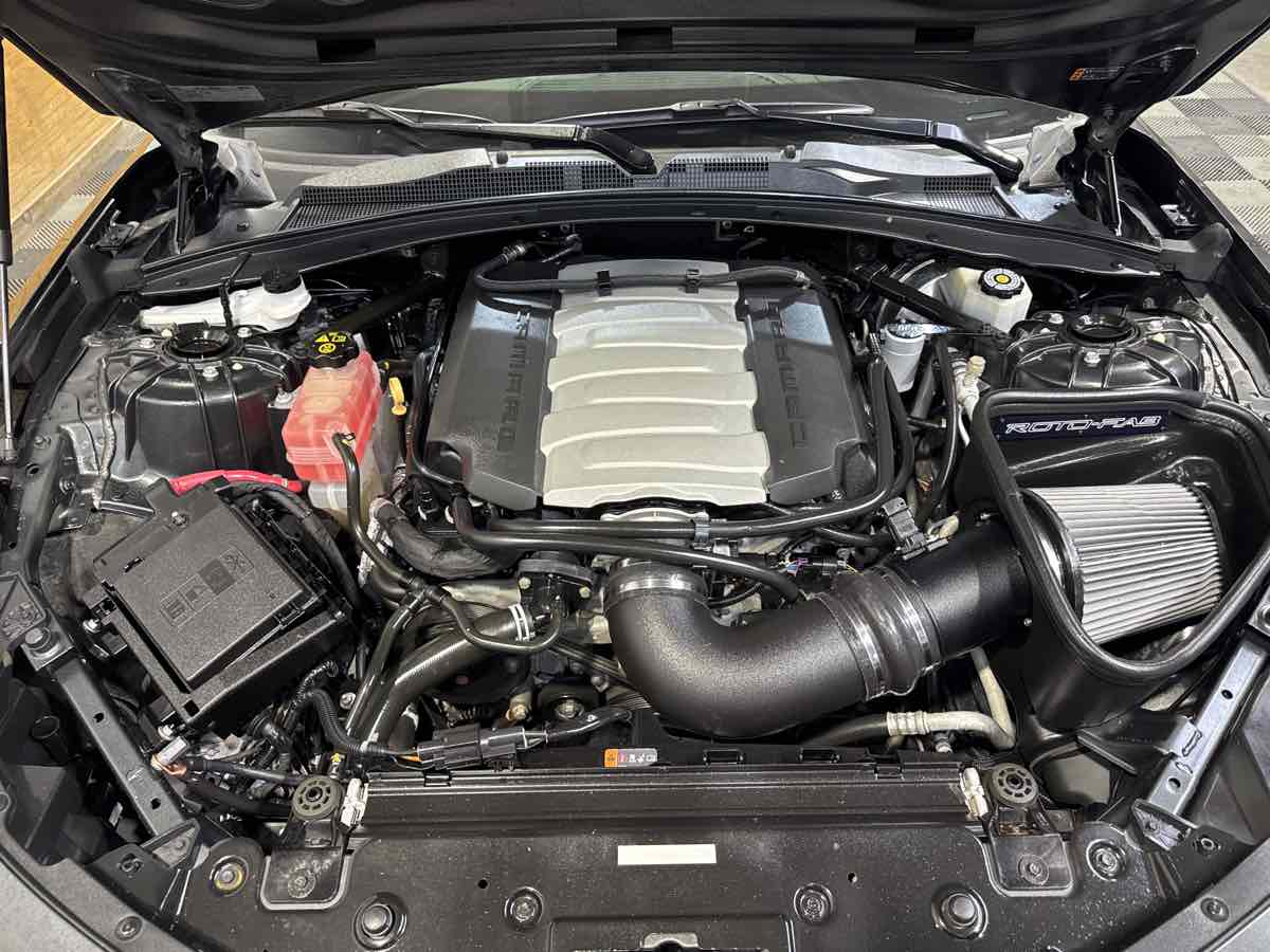 2017 Chevrolet Camaro 2SS photo 27