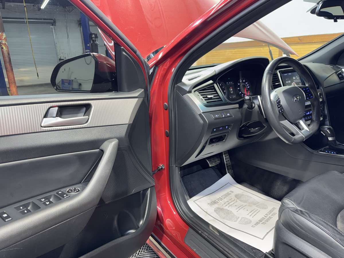2019 Hyundai Sonata Sport photo 14