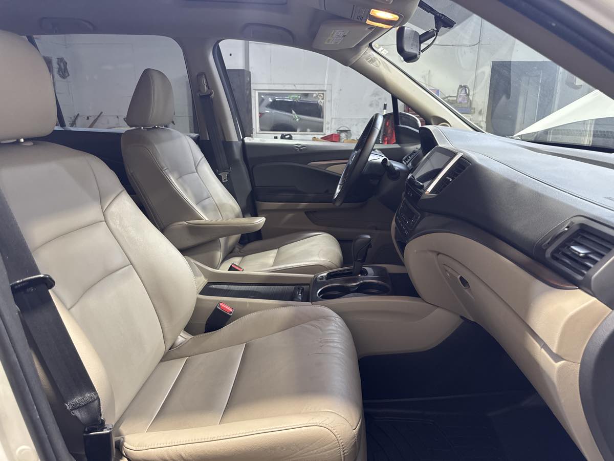 2016 Honda Pilot EX-L - Photo 29