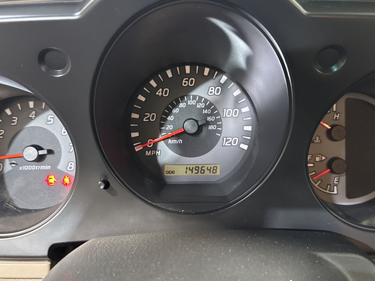 2003 Nissan Frontier XE photo 18