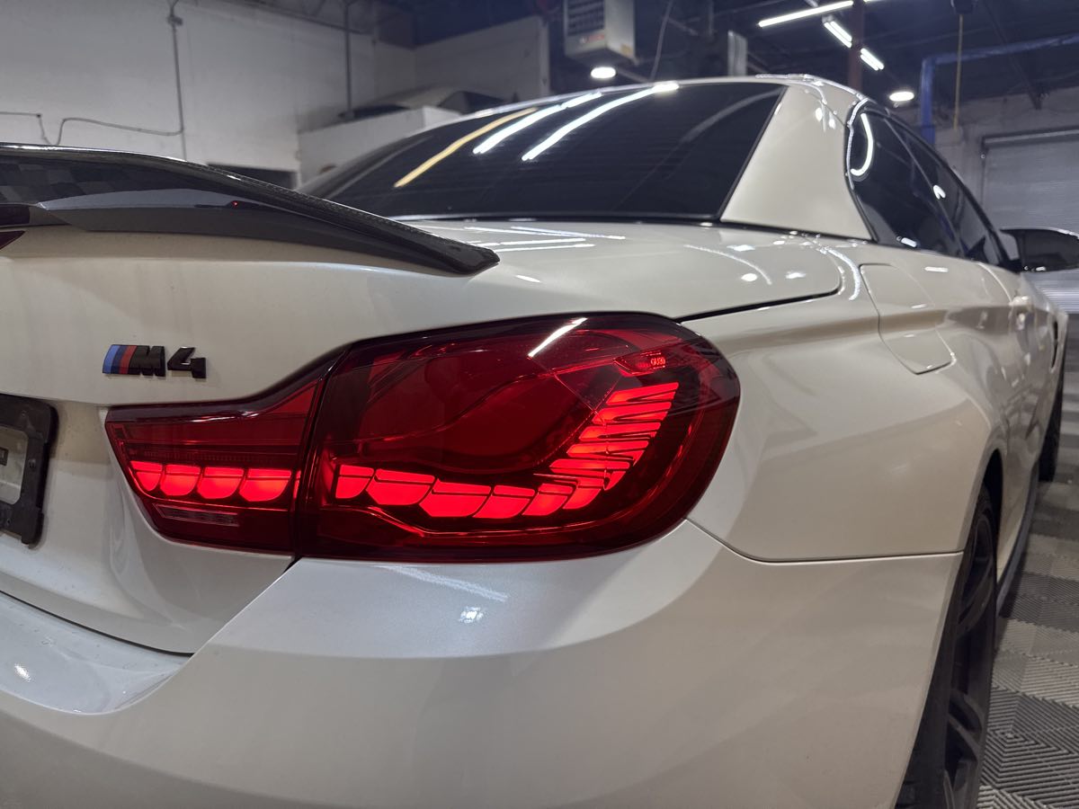 2015 Bmw M4 Convertible photo 9