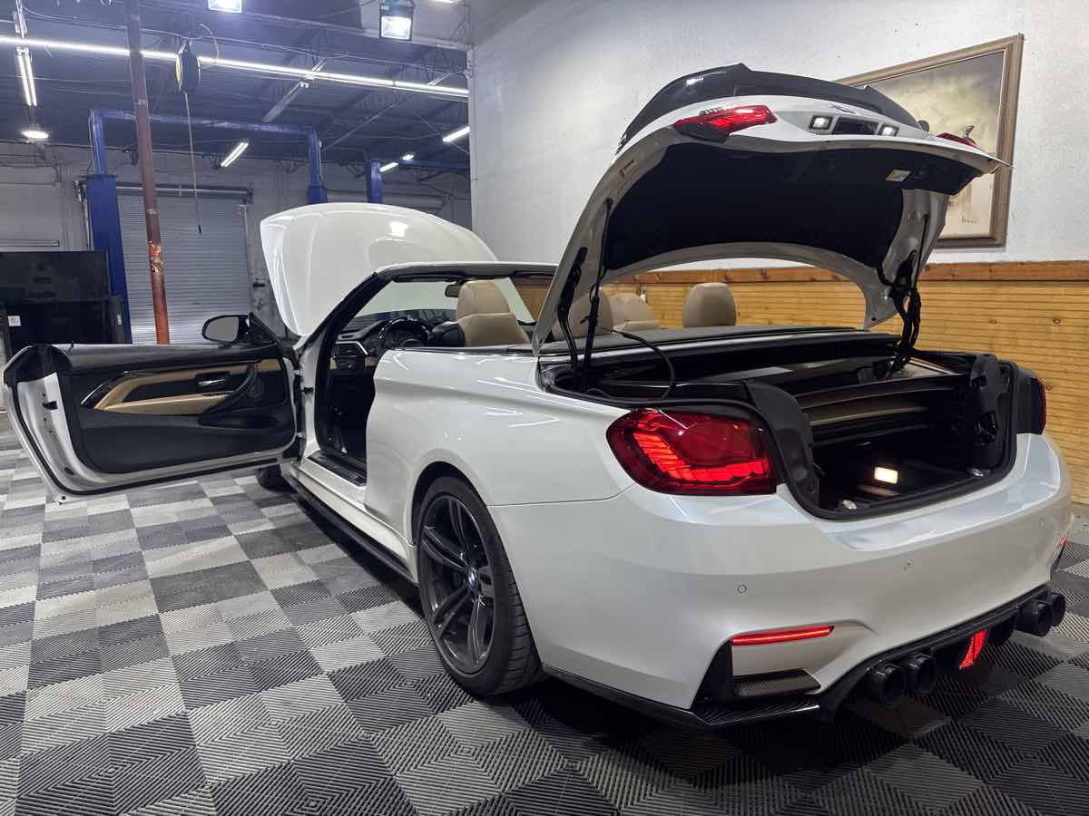 2015 Bmw M4 Convertible photo 12