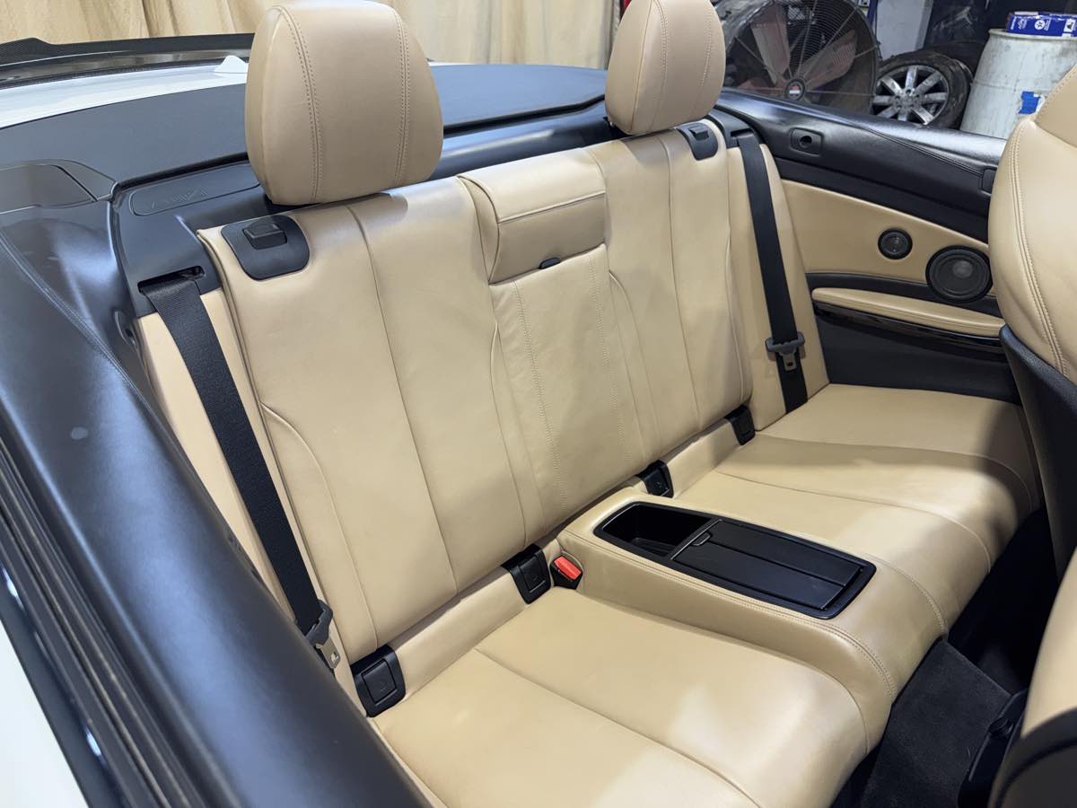 2015 Bmw M4 Convertible photo 21