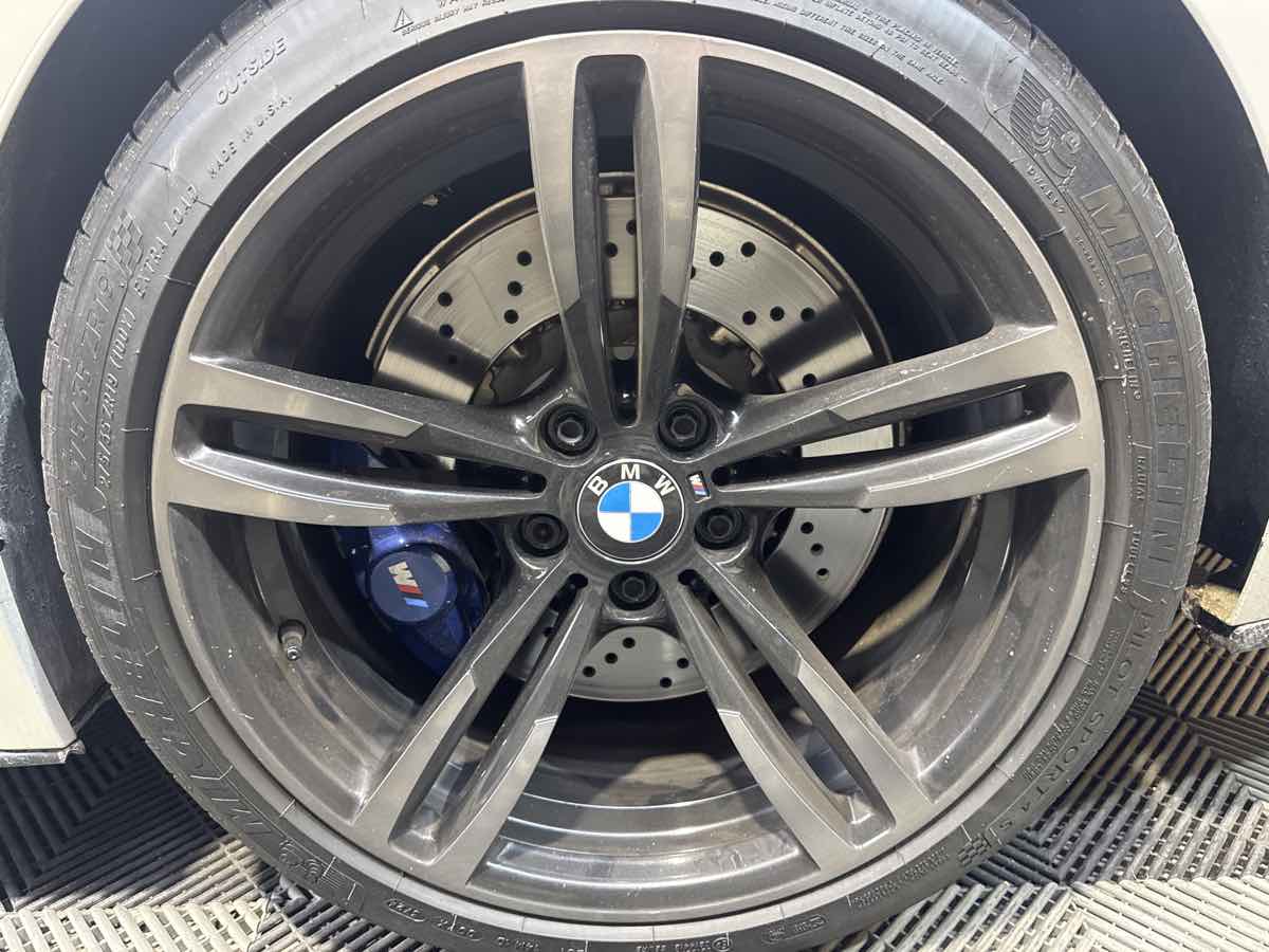 2015 Bmw M4 Convertible photo 27