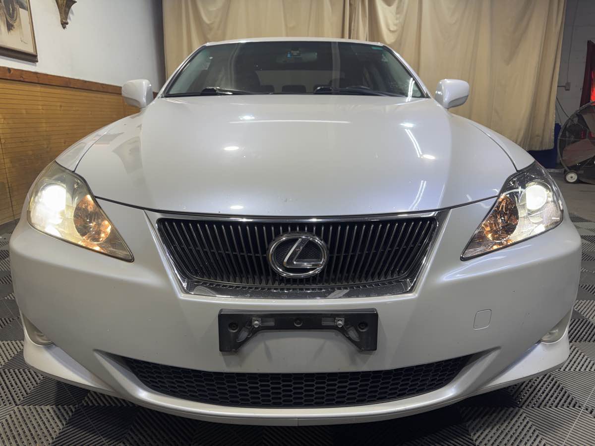 2008 Lexus IS 250 AWD photo 3