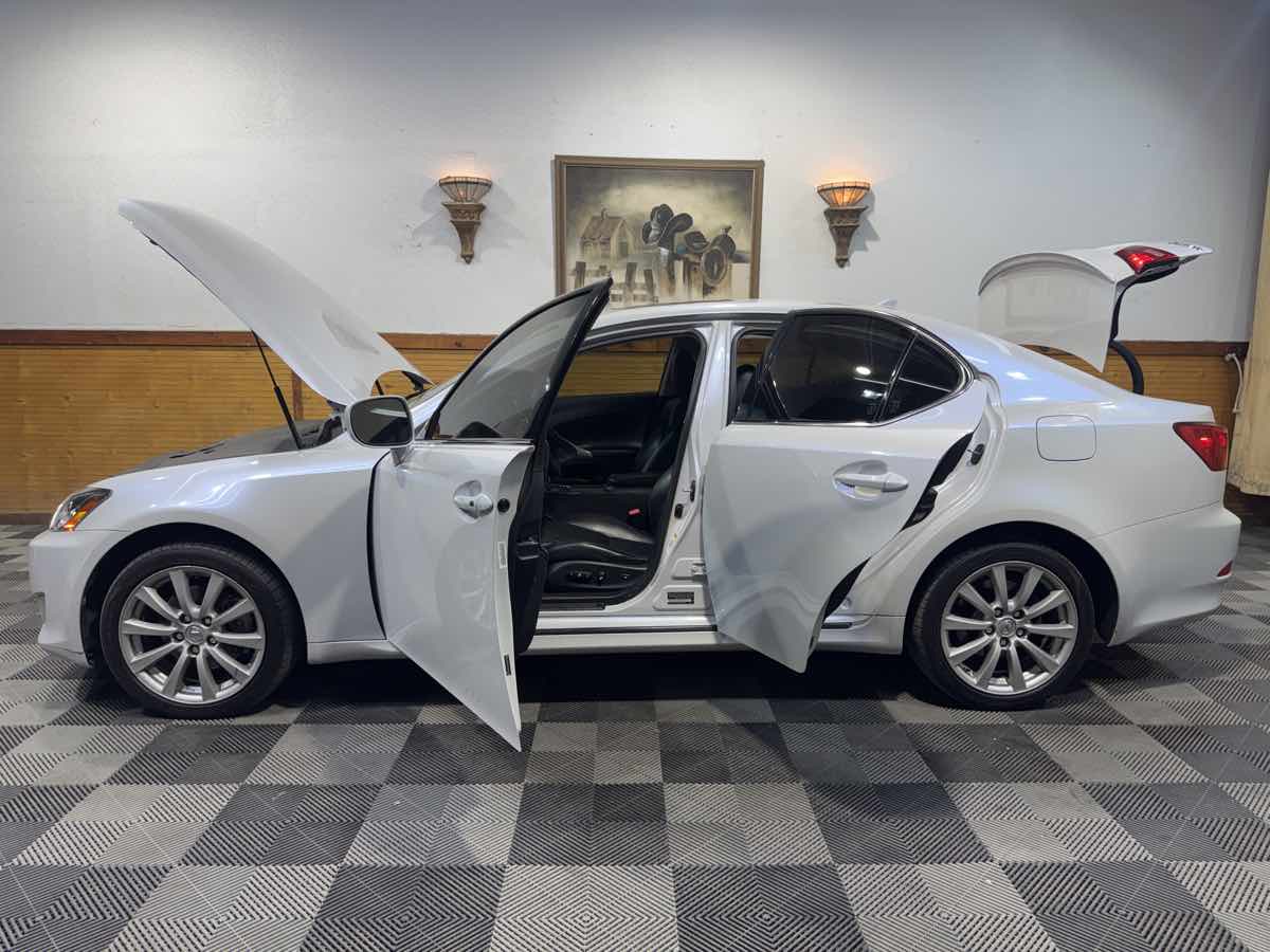 2008 Lexus IS 250 AWD photo 10