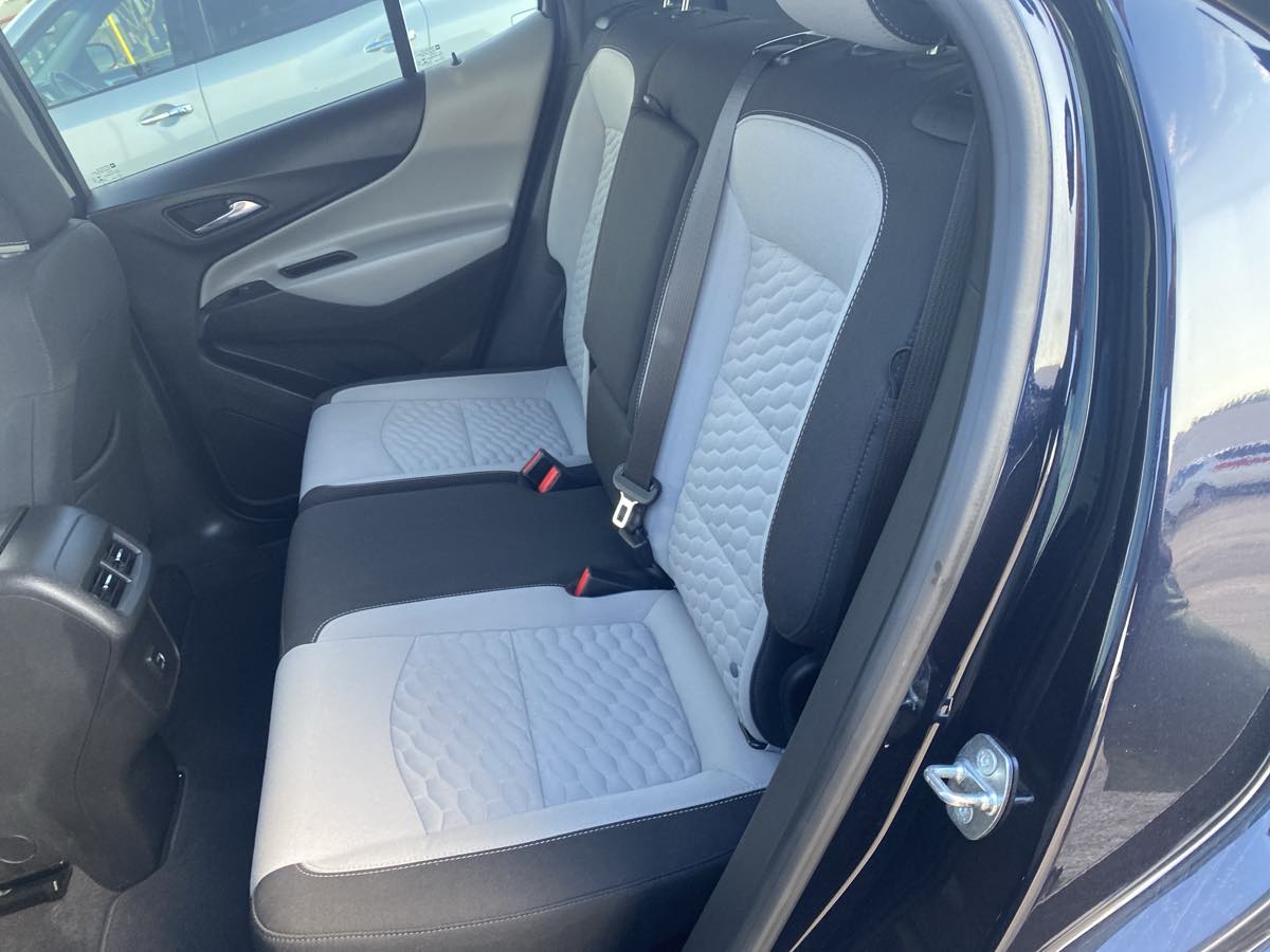 2020 Chevrolet Equinox LS photo 5