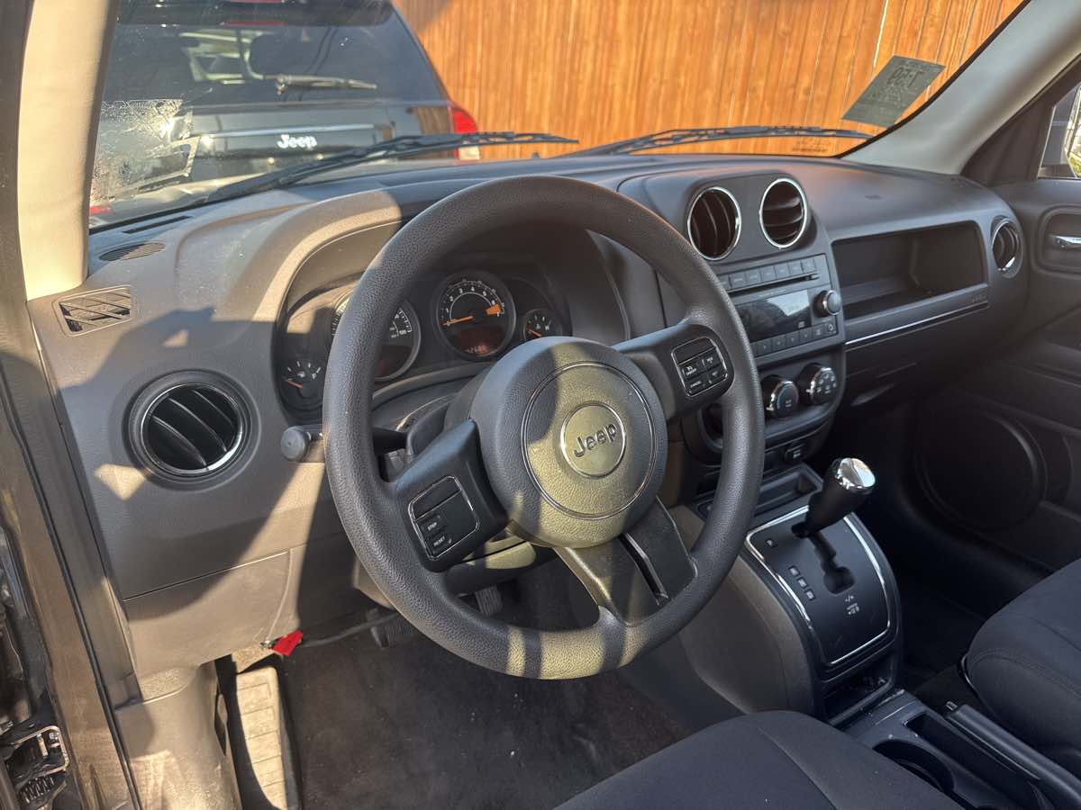 2015 Jeep Patriot Altitude Edition photo 4