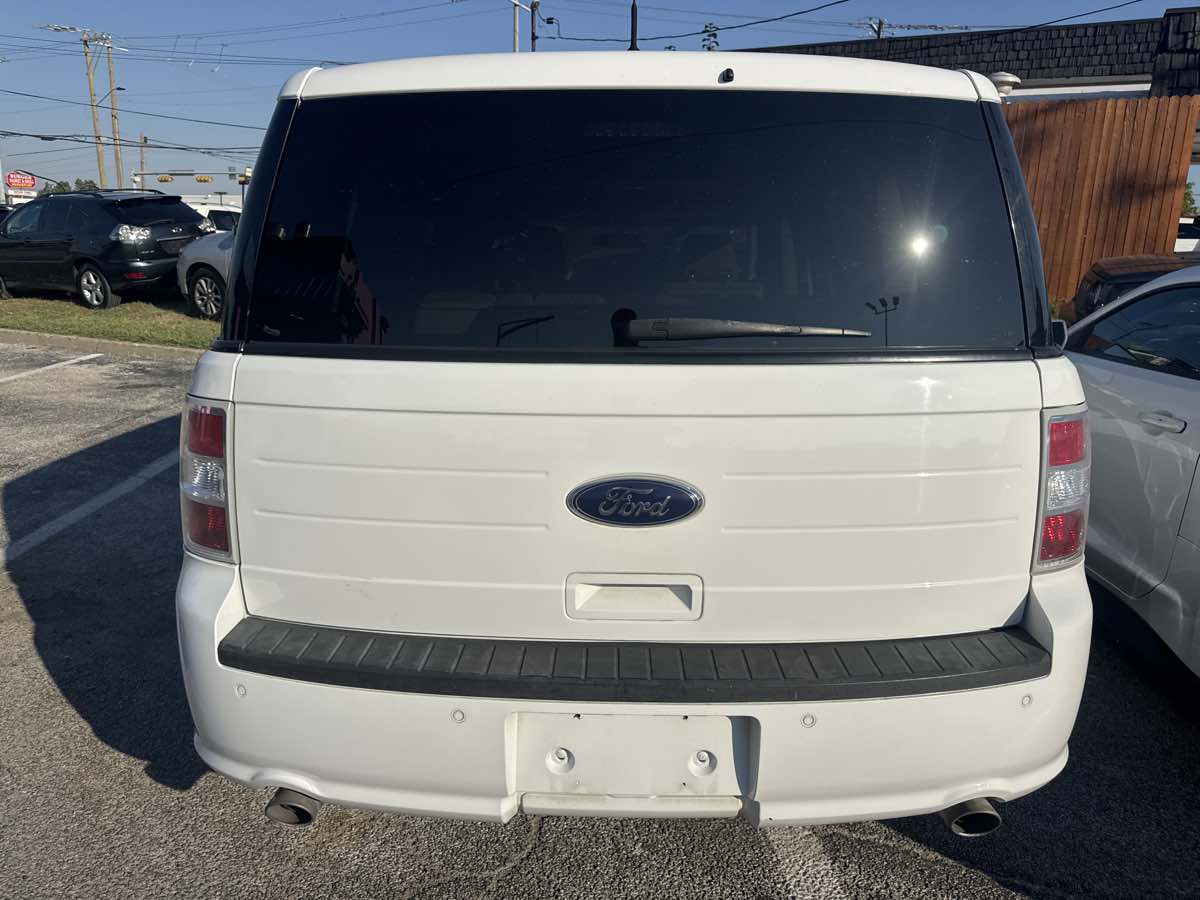 2015 Ford Flex SE photo 2