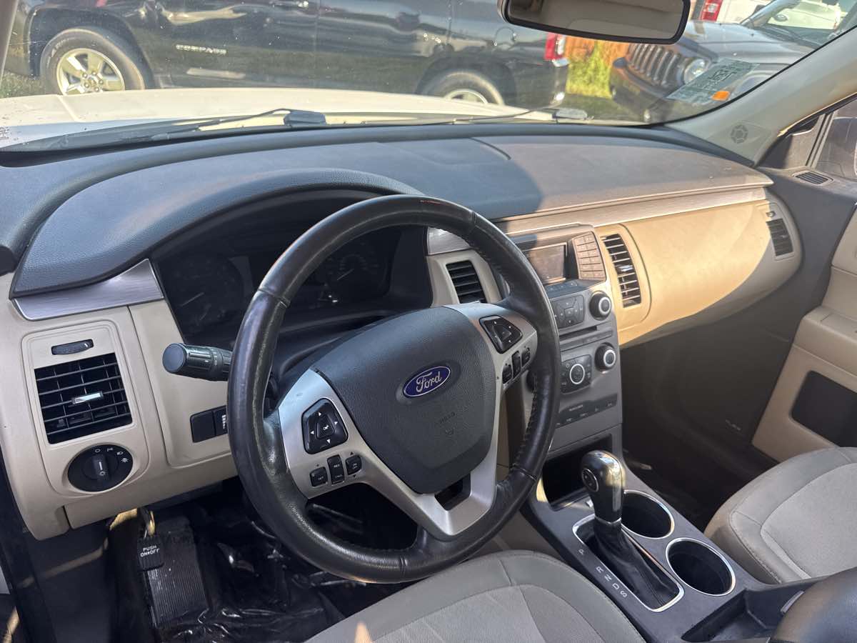 2015 Ford Flex SE photo 3