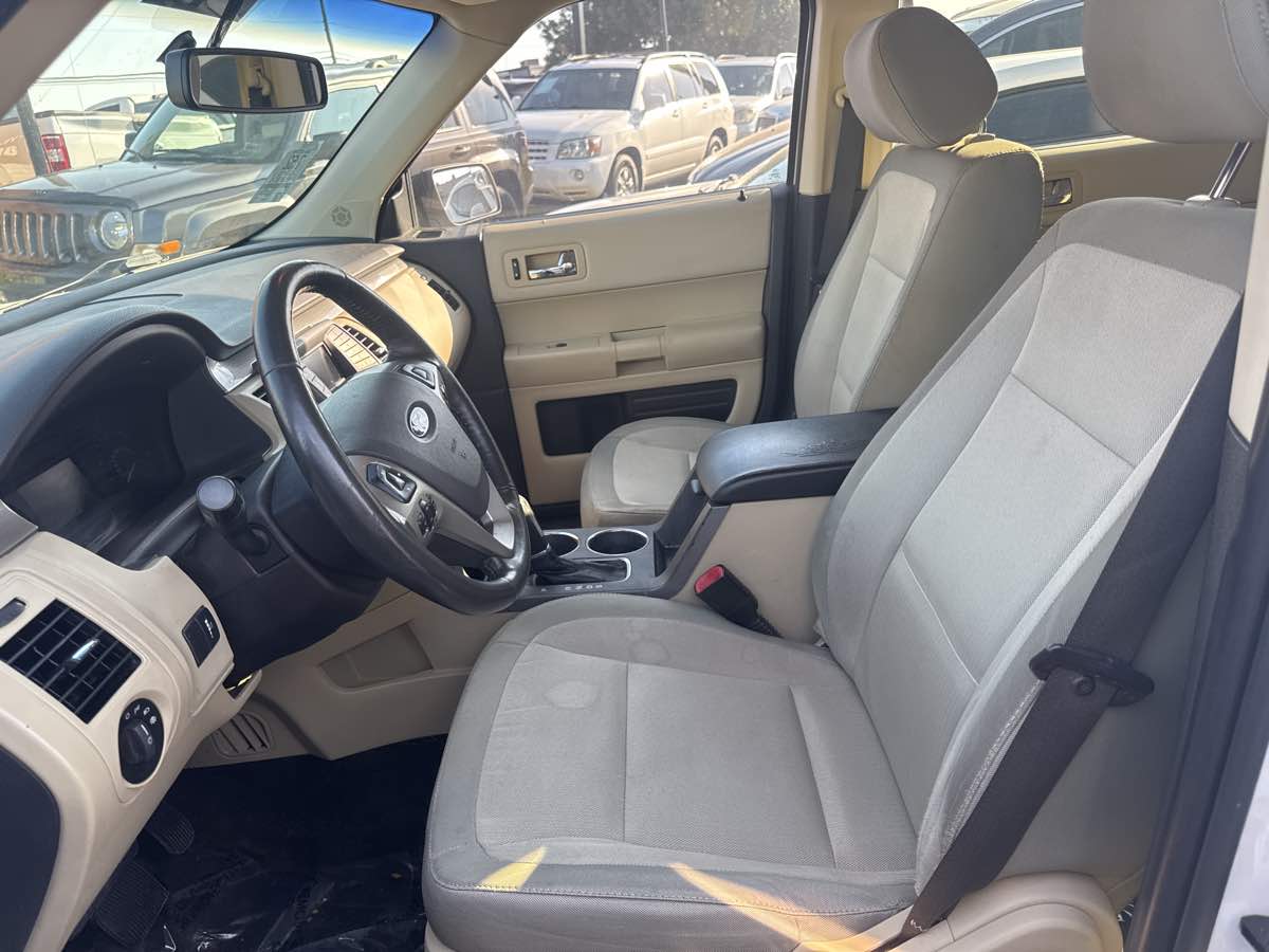 2015 Ford Flex SE photo 4