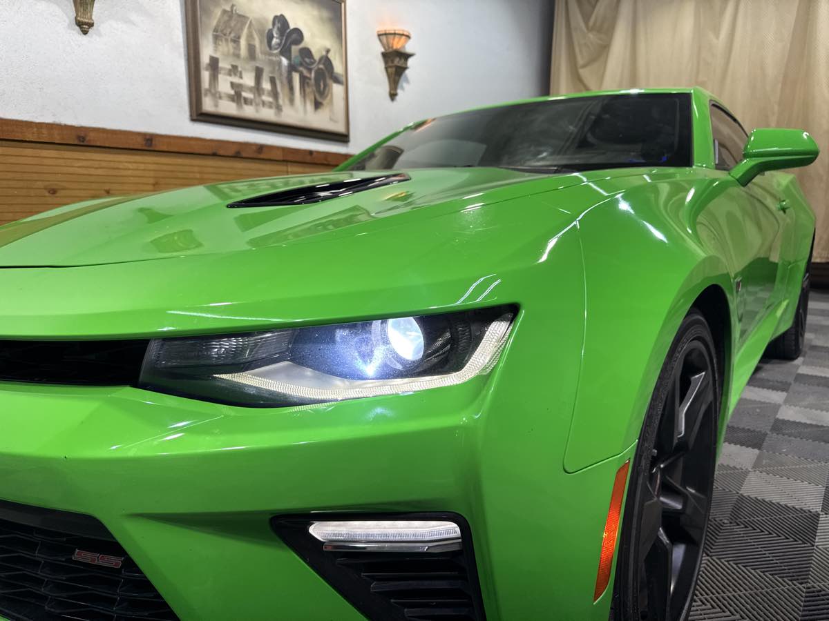 2017 Chevrolet Camaro 2SS photo 8
